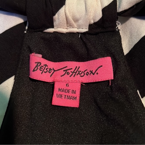 Betsey Johnson Black & White striped Dress | Halter Neck, Racerback - Picture 4 of 6